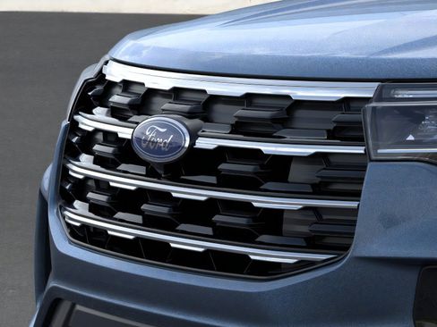 New 2026 Ford Explorer Active w/ Active Comfort Package image 17