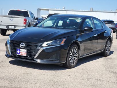 Used 2023 Nissan Altima 2.5 SV
