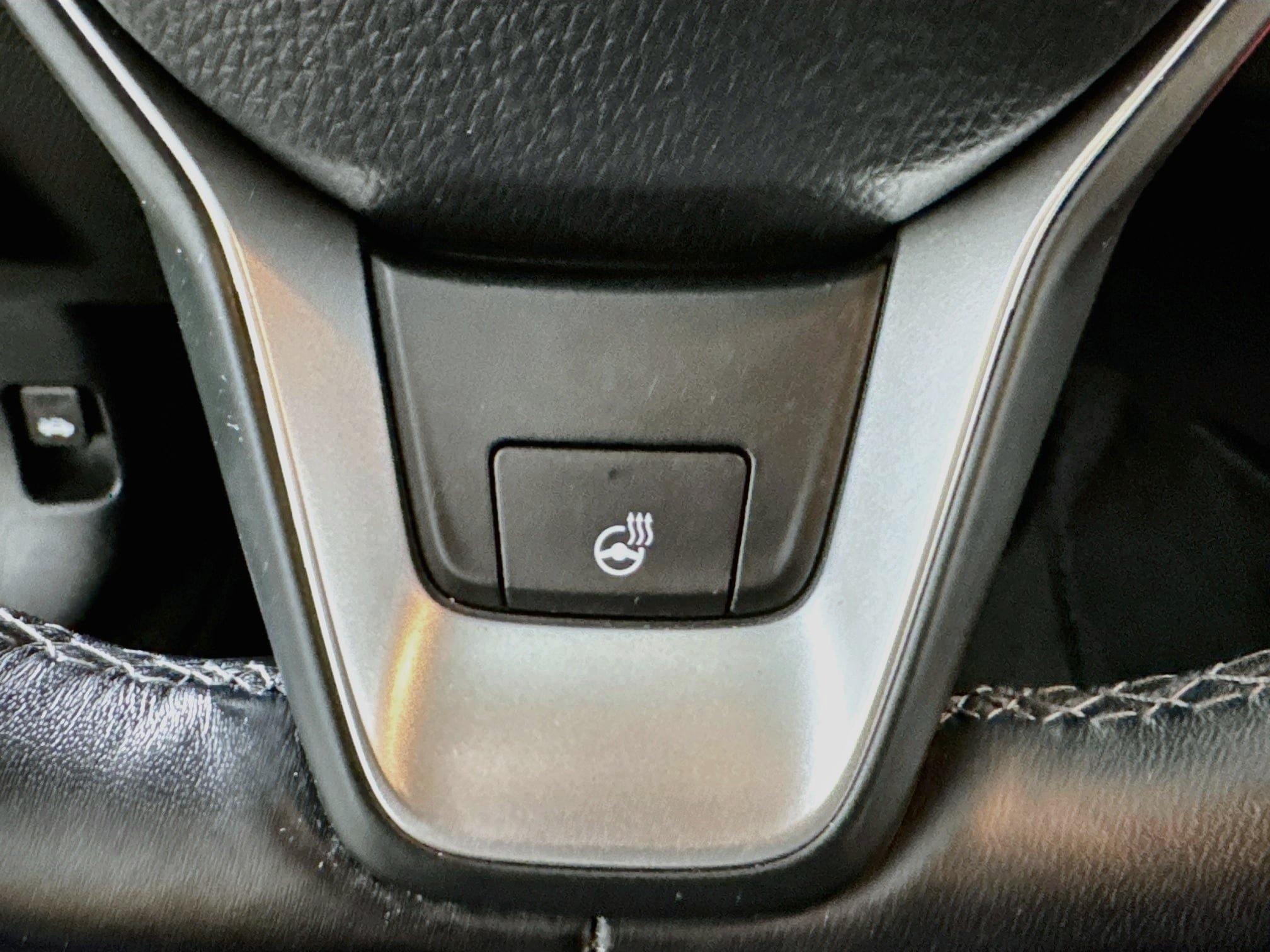 Used 2021 Honda Accord Touring image 6