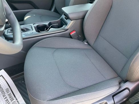 New 2026 Kia K4 FWD image 21