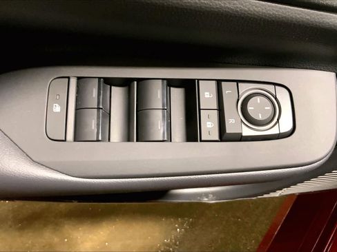 New 2026 Toyota Prius Plug-In Hybrid image 18