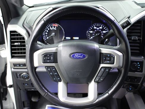 Used 2022 Ford F250 Lariat w/ Tremor Off-Road Package image 16