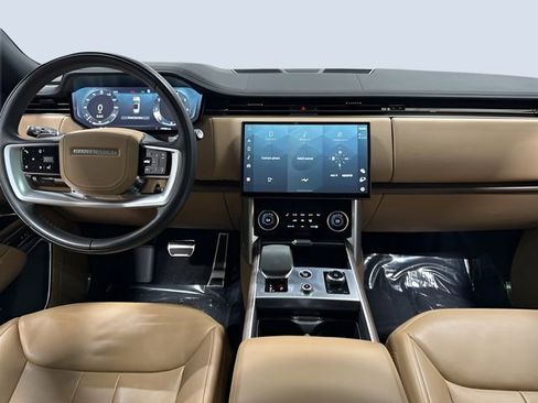 Used 2023 Land Rover Range Rover SE AWD/4WD image 12