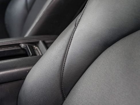 Used 2024 Toyota Grand Highlander AWD image 19