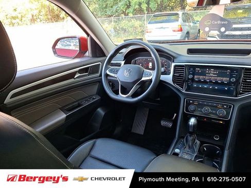 Used 2022 Volkswagen Atlas SE image 17