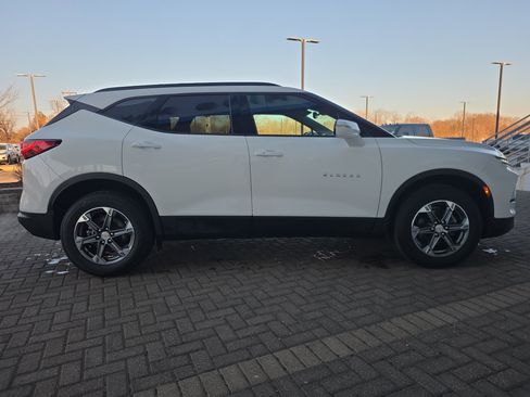Used 2024 Chevrolet Blazer LT image 6