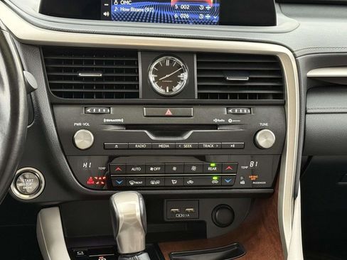 Used 2021 Lexus RX 350L Premium w/ Premium Package image 19