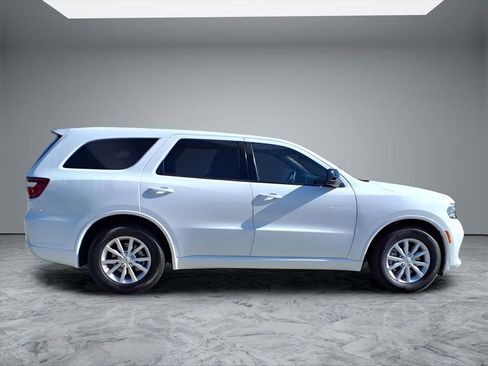 Used 2025 Dodge Durango GT image 8