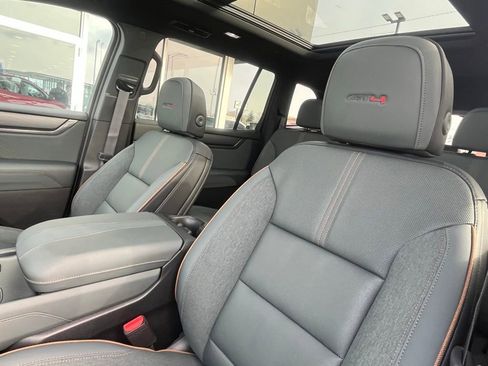 Used 2026 GMC Acadia AT4 w/ Super Cruise Package image 40