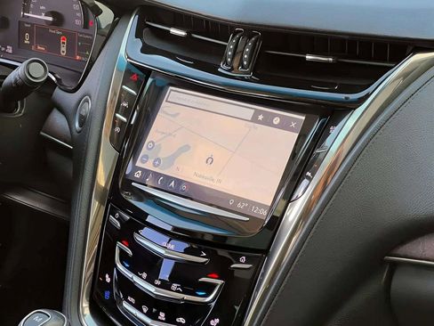 Used 2018 Cadillac CTS Luxury RWD image 33