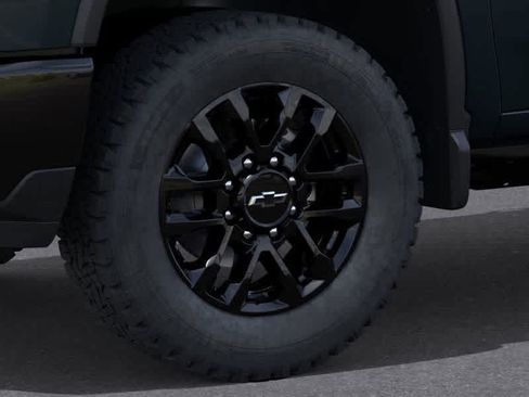 New 2026 Chevrolet Silverado 2500 LT image 9