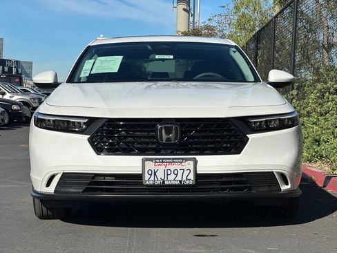 Used 2023 Honda Accord EX image 11