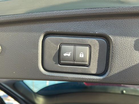 New 2026 Nissan Pathfinder SL image 13