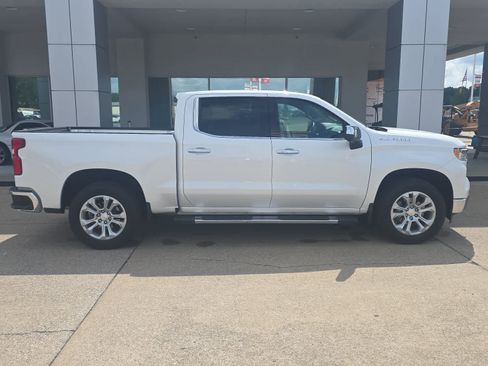 Used 2024 Chevrolet Silverado 1500 LTZ w/ LTZ Convenience Package II image 1