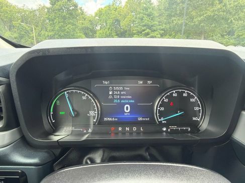 Used 2023 Ford Maverick Lariat w/ Lariat Luxury Package FWD image 20