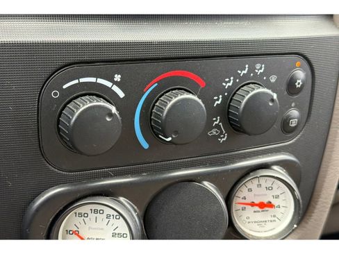 Used 2004 Dodge Ram 2500 Truck SLT w/ Trailer Tow Group image 20