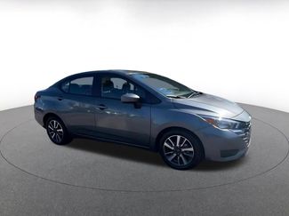 Used 2025 Nissan Versa SV FWD video 2
