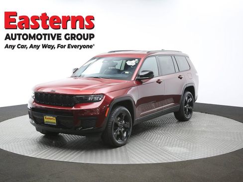 Used 2023 Jeep Grand Cherokee L Laredo image 55