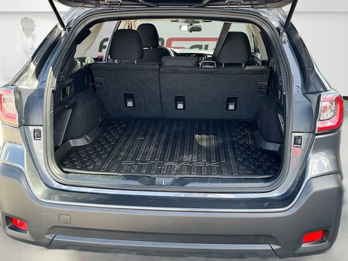 Used 2025 Subaru Outback Premium AWD/4WD image 24