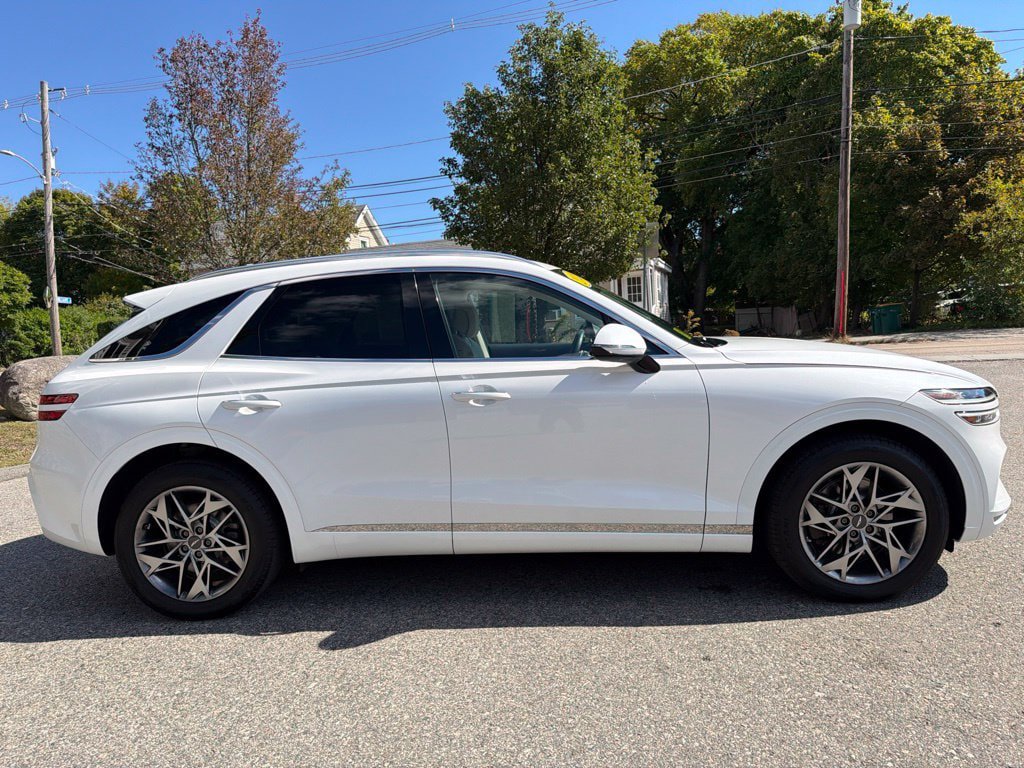 Used 2022 Genesis GV70 2.5T w/ Select Package AWD/4WD image 7