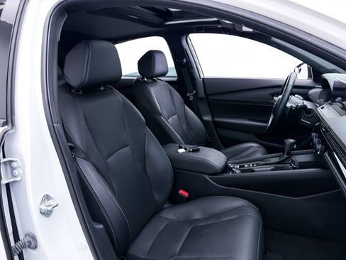 Used 2023 Honda Accord Sport image 39