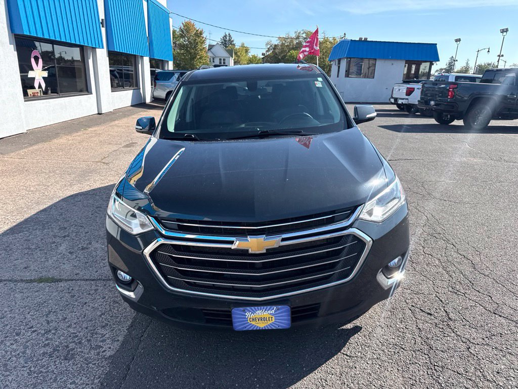 Used 2020 Chevrolet Traverse LT FWD image 4