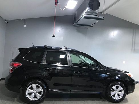 Used 2014 Subaru Forester 2.5i Touring w/ Popular Package #1 AWD/4WD image 2