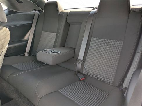 Used 2022 Dodge Challenger GT image 18