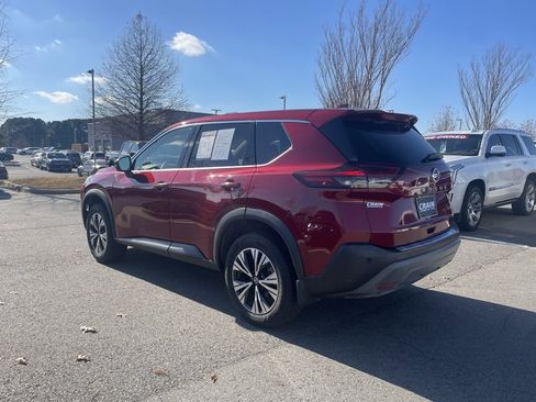 Used 2021 Nissan Rogue SV image 5