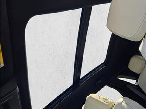 Used 2025 Cadillac XT5 Sportv w/ Technology Package image 16