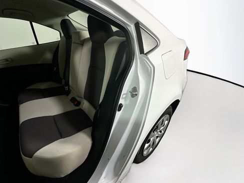 Used 2024 Toyota Corolla LE FWD image 25