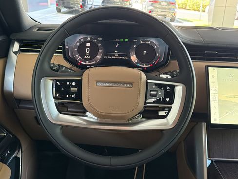 New 2026 Land Rover Range Rover SE AWD/4WD image 18