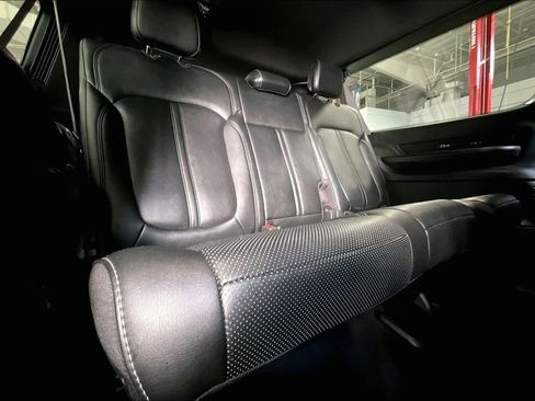 Used 2024 Jeep Wagoneer L Series II w/ Flexible Seating Group image 20