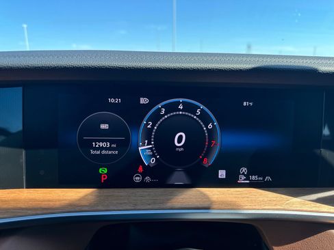 Certified 2025 Volkswagen Tiguan SEL R-Line AWD/4WD image 80