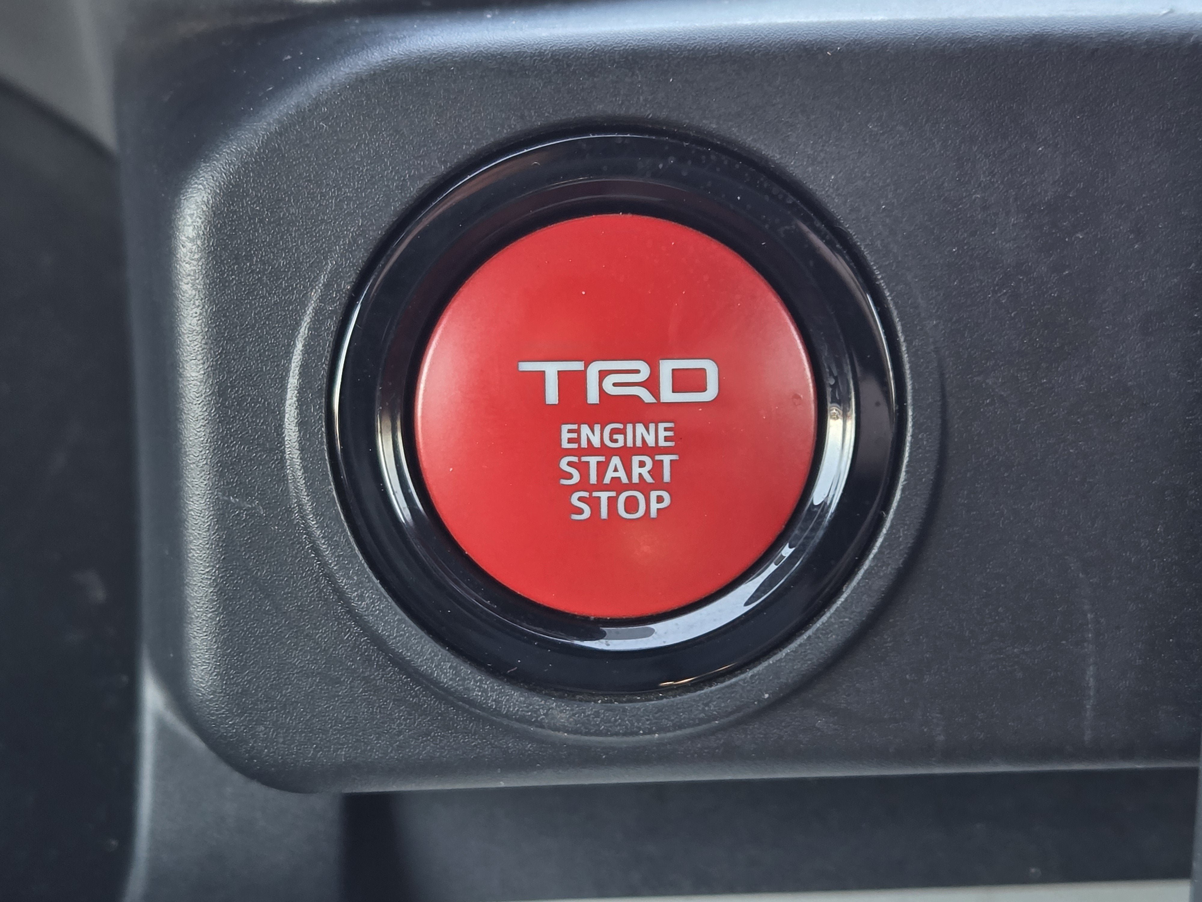 Used 2024 Toyota Tacoma TRD Off-Road AWD/4WD image 25