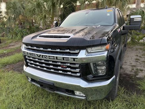Used 2020 Chevrolet Silverado 2500 LTZ w/ Gooseneck/5TH Wheel Package AWD/4WD image 9