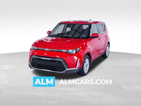 Used 2025 Kia Soul LX w/ LX Technology Package image 1