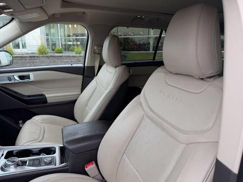 Used 2020 Ford Explorer Platinum AWD/4WD image 10