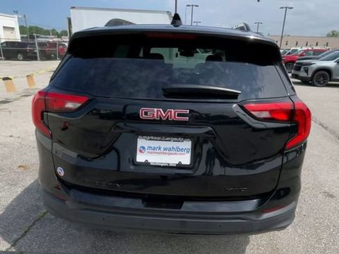 Certified 2020 GMC Terrain SLE w/ Driver Convenience Package AWD/4WD image 9