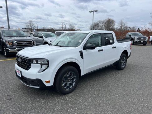 New 2025 Ford Maverick XLT w/ Equipment Group 301A image 27