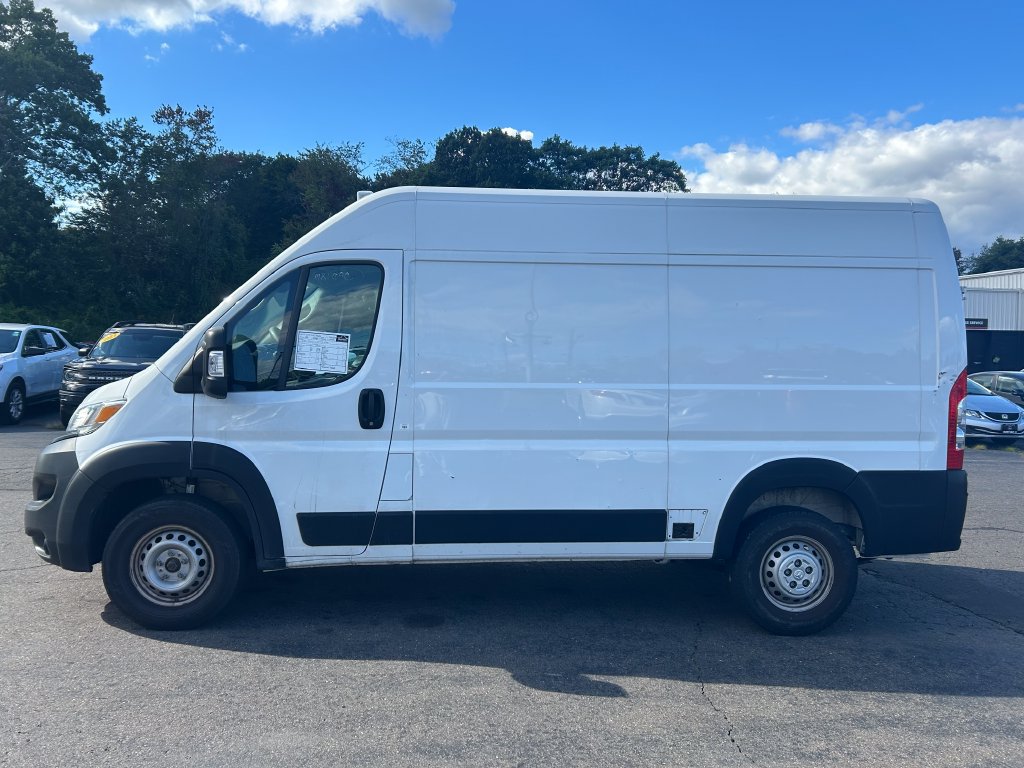 Used 2024 RAM ProMaster 2500 w/ Convenience Group FWD image 8