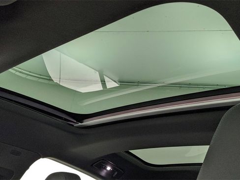 Used 2022 Porsche Panamera 4 image 35