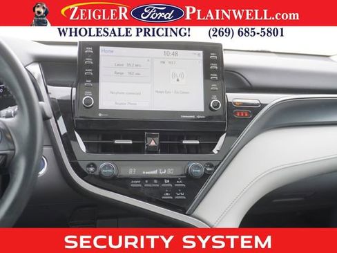 Used 2023 Toyota Camry SE image 10