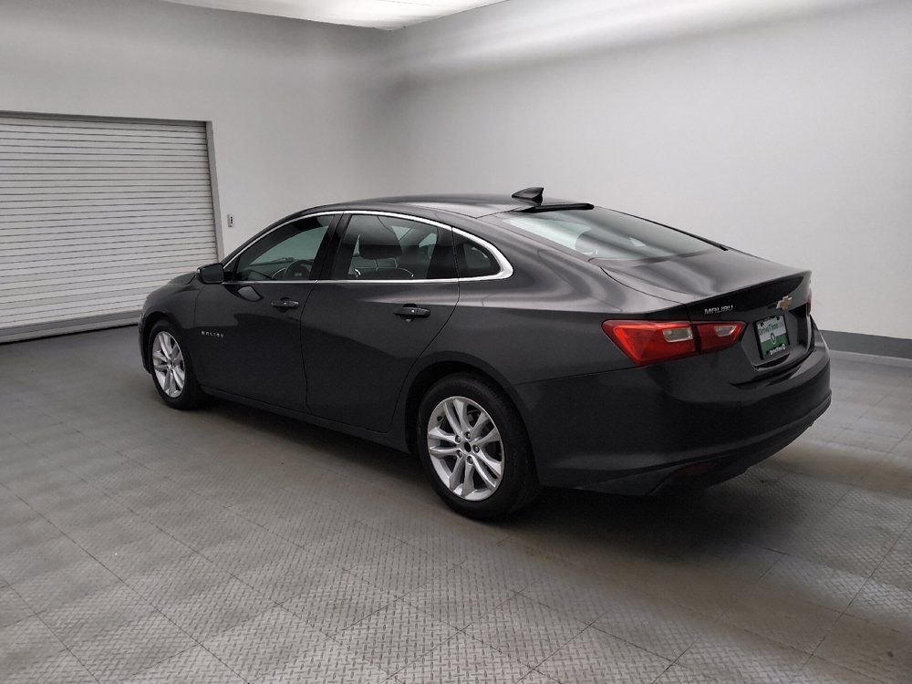 Used 2018 Chevrolet Malibu LT FWD image 3