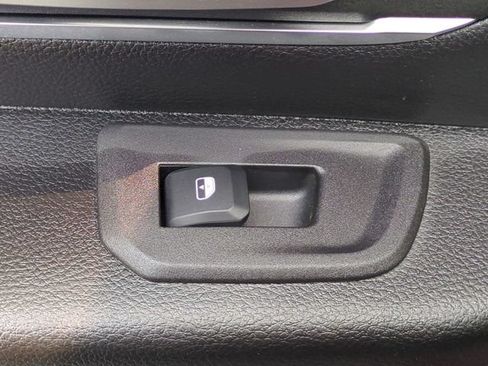 Used 2025 RAM 1500 Big Horn AWD/4WD image 30