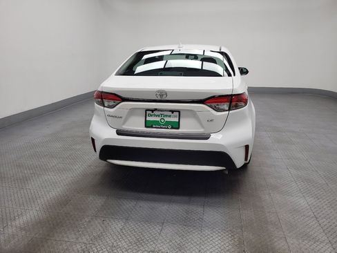 Used 2021 Toyota Corolla LE image 7