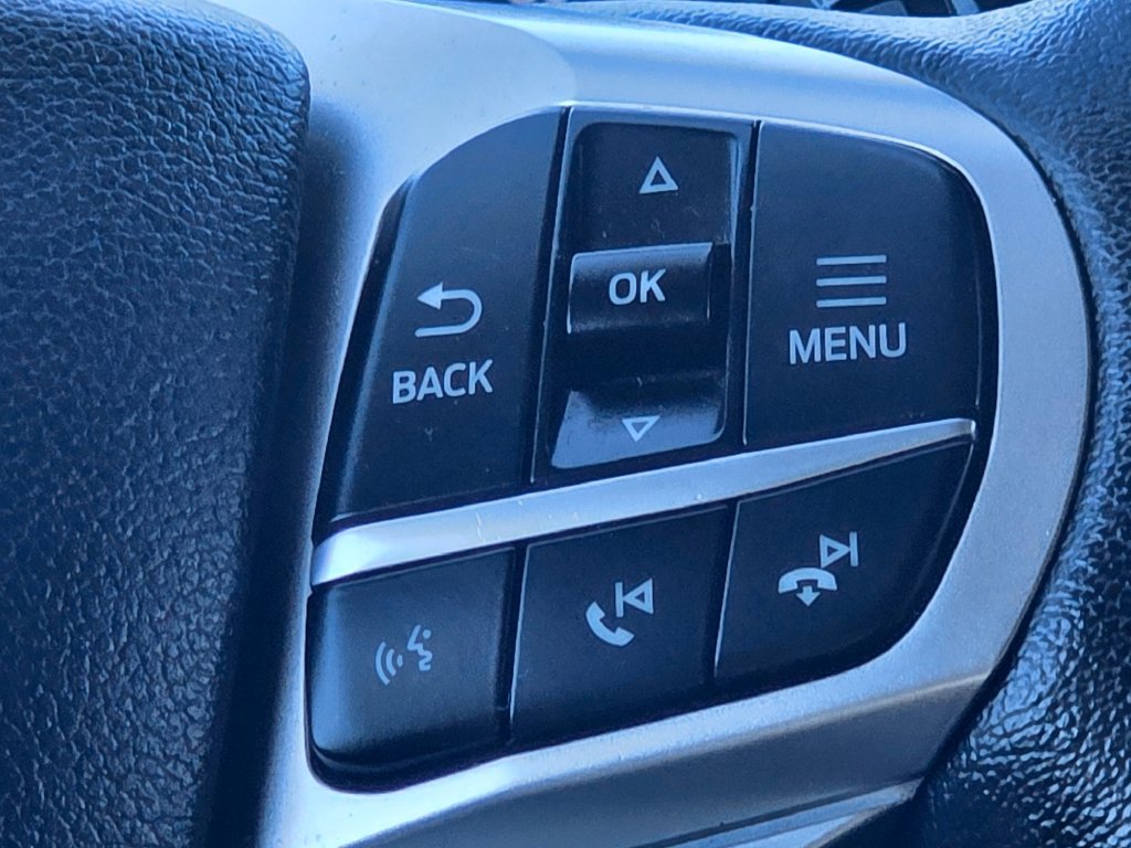 Used 2021 Ford Explorer XLT w/ Equipment Group 202A AWD/4WD image 20