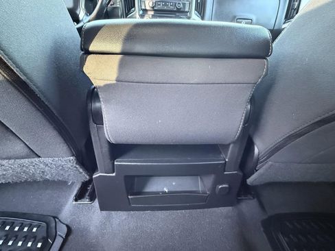 Used 2019 Chevrolet Silverado 1500 LT image 27