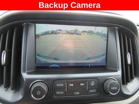 Used 2018 Chevrolet Colorado Z71 AWD/4WD image 19