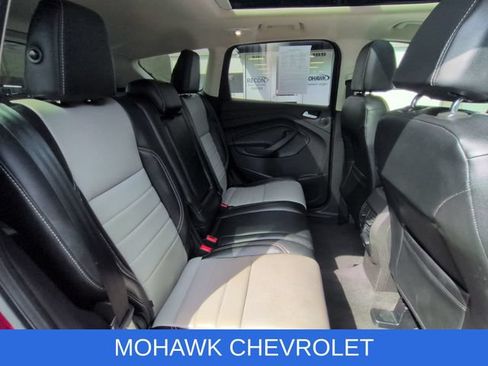 Used 2017 Ford Escape SE w/ Equipment Group 201A AWD/4WD image 27